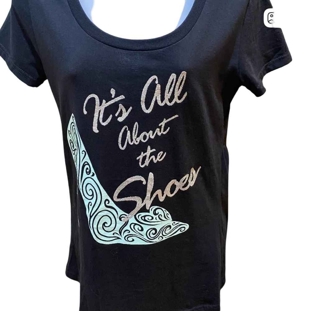 NWT Adorable "It's all about the shoes" Disney black cute short sleeve …
